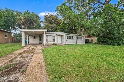 1933 Gamewell Rd, Jacksonville, FL 32211