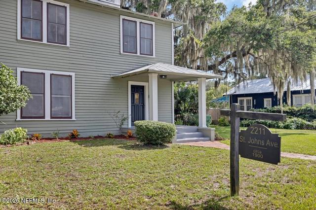 2211 St Johns Ave, Palatka, FL 32177