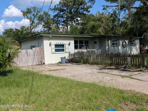 3243 De Carlo Ln, Jacksonville, FL 32277