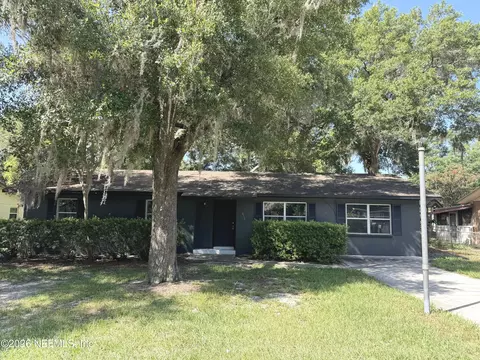 475 SW Nightingale St, Keystone Heights, FL 32656
