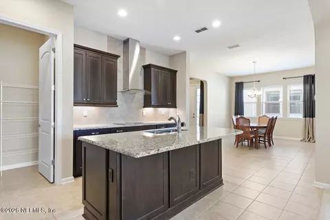 Kitchen - 7209 Mondovi Ln, Jacksonville, FL 32258 photo 2 of 4
