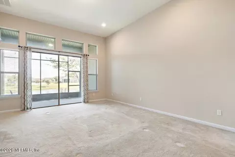 Living - 7209 Mondovi Ln, Jacksonville, FL 32258 photo 4 of 7