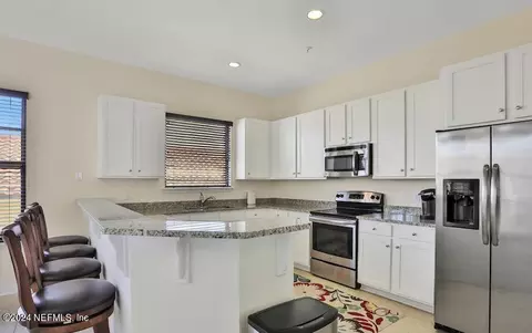 634 Market St, Saint Augustine, FL 32095 photo 4