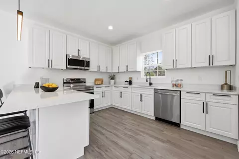 Kitchen - 4203 Pine Road Rd, Orange Park, FL 32065 photo 1 of 1