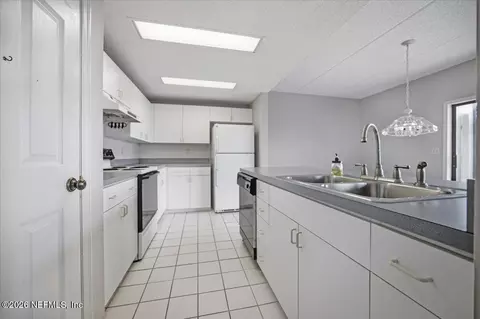 27 Santiago Ct, Saint Augustine, FL 32086 photo 6