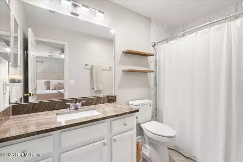Bath - 385 Scrub Jay Dr, Saint Augustine, FL 32092 photo 2 of 3