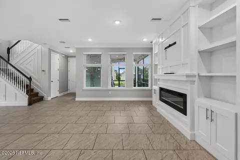 Living - 187 Beale Ave, Saint Augustine, FL 32092 photo 6 of 14