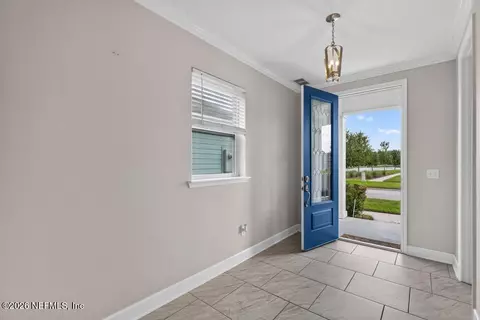 Entry Way - 187 Beale Ave, Saint Augustine, FL 32092 photo 3 of 10
