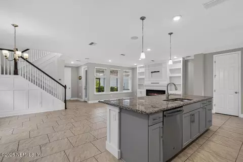 Living - 187 Beale Ave, Saint Augustine, FL 32092 photo 1 of 14