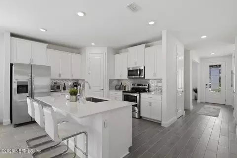 Entry Way - 2110 Raglan Cir, Ormond Beach, FL 32174 photo 1 of 3