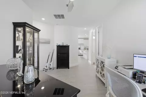 Entry Way - 2110 Raglan Cir, Ormond Beach, FL 32174 photo 3 of 3
