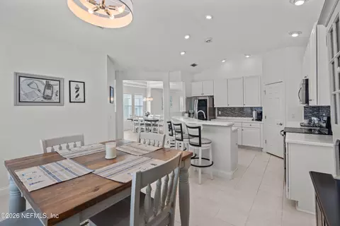 Dining - 110 Sunset Cir S, Saint Augustine, FL 32080 photo 5 of 6