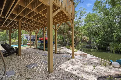 Exterior - 8180 Anchor Point Dr, Weeki Wachee, FL 34607 photo 10 of 15