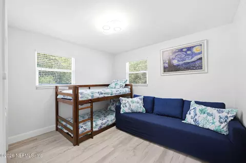 Bedroom - 8180 Anchor Point Dr, Weeki Wachee, FL 34607 photo 4 of 5