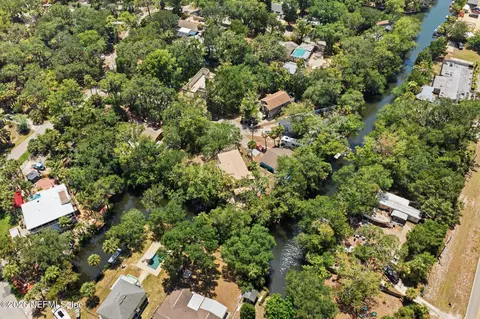 View/Area - 8180 Anchor Point Dr, Weeki Wachee, FL 34607 photo 7 of 13