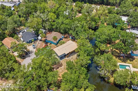 View/Area - 8180 Anchor Point Dr, Weeki Wachee, FL 34607 photo 3 of 13