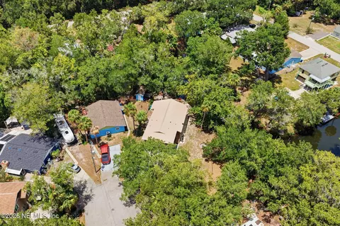 View/Area - 8180 Anchor Point Dr, Weeki Wachee, FL 34607 photo 2 of 13