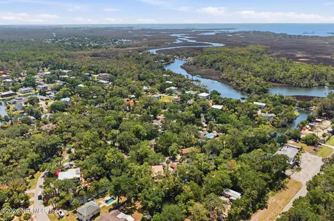 View/Area - 8180 Anchor Point Dr, Weeki Wachee, FL 34607 photo 9 of 13