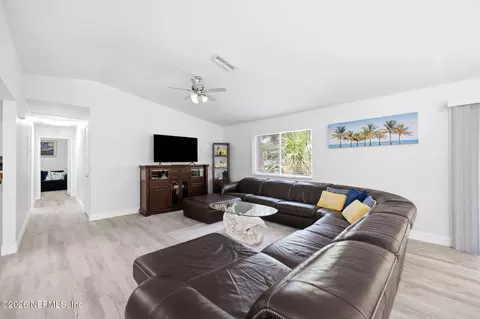 Living - 8180 Anchor Point Dr, Weeki Wachee, FL 34607 photo 5 of 6