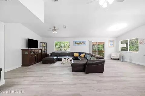 Living - 8180 Anchor Point Dr, Weeki Wachee, FL 34607 photo 1 of 6