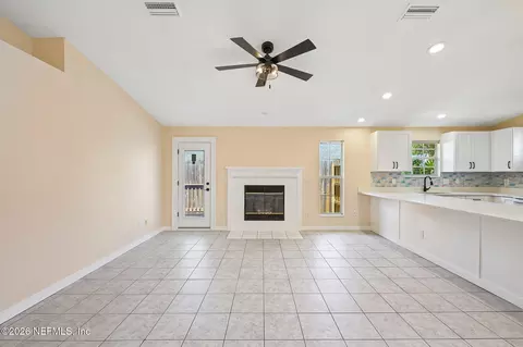 207 B St, Saint Augustine Beach, FL 32080 photo 9