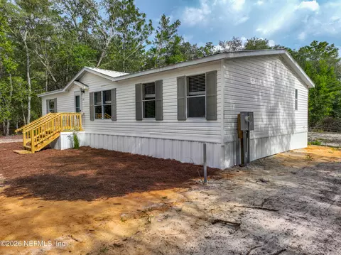 117 Sumac St, Interlachen, FL 32148 photo 9