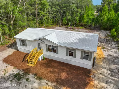 117 Sumac St, Interlachen, FL 32148 photo 5