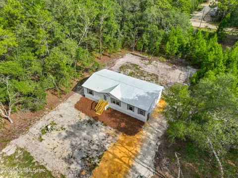 117 Sumac St, Interlachen, FL 32148 photo 8