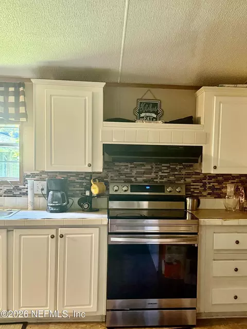 525 N St Johns St, Saint Augustine, FL 32084 photo 4