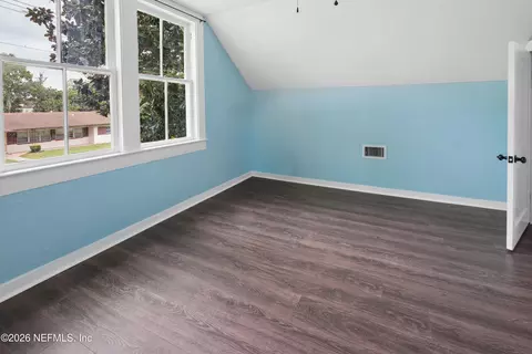 Bedroom - 511 E Washington St, Starke, FL 32091 photo 6 of 7