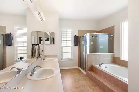 Bath - 712 Red Cedar Ct, Orange Park, FL 32073 photo 1 of 2