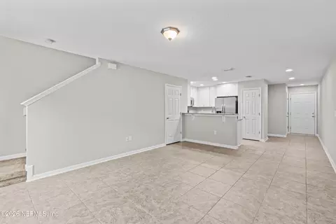 Living - 24 Islander Ct, Saint Augustine, FL 32080 photo 4 of 4