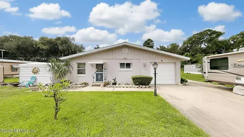 117 Crestbreeze Mnr, Crescent City, FL 32112