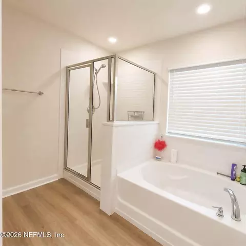 Bath - 131 Onyx Ct, Saint Augustine, FL 32086 photo 2 of 3