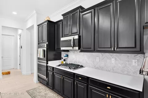 Kitchen - 241 Dosel Ln, Saint Augustine, FL 32095 photo 3 of 3