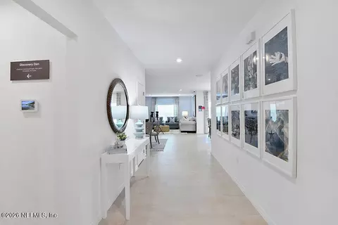 8466 Lilias Cir, Jacksonville, FL 32219