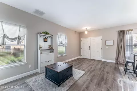 Entry Way - 1476 Greyfield Dr, Saint Augustine, FL 32092 photo 4 of 7