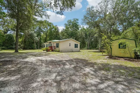 403 E Indiana St, Florahome, FL 32140 photo 6