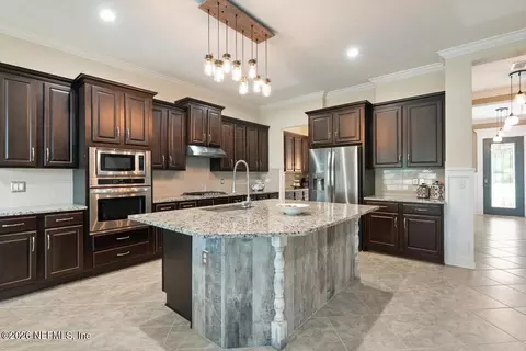308 Athens Dr, Saint Augustine, FL 32092 photo 9