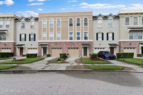 4456 Congressional Dr, Jacksonville, FL 32246