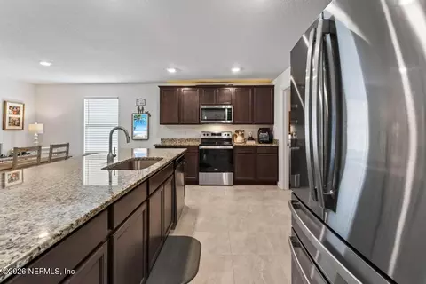 Kitchen - 77074 Crosscut Way, Yulee, FL 32097 photo 1 of 1