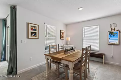 Dining - 77074 Crosscut Way, Yulee, FL 32097 photo 2 of 2