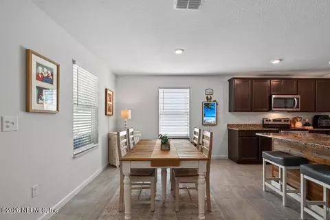 Dining - 77074 Crosscut Way, Yulee, FL 32097 photo 1 of 2