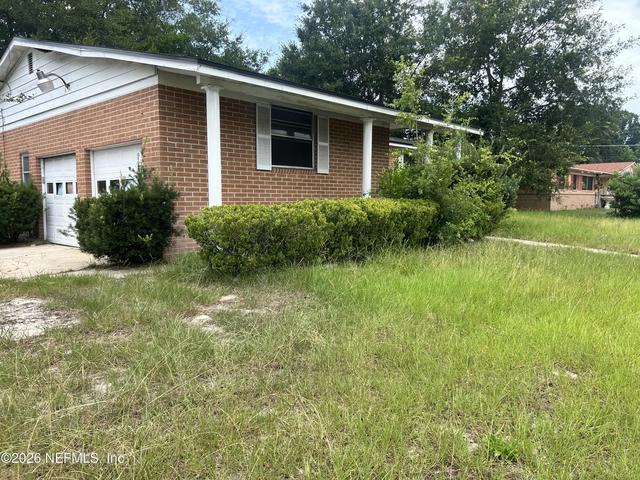 5820 Porsche Rd, Jacksonville, FL 32244