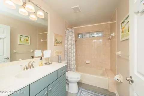 Bath - 405 Fifth St, Saint Augustine, FL 32084 photo 3 of 3
