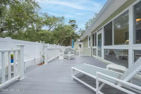 Exterior - 405 Fifth St, Saint Augustine, FL 32084 photo 6 of 11
