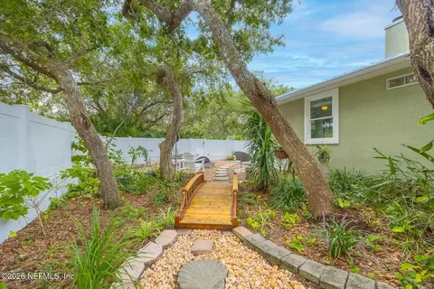 Exterior - 405 Fifth St, Saint Augustine, FL 32084 photo 10 of 11