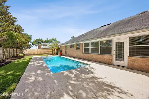 Exterior - 2532 Wrightson Dr, Jacksonville, FL 32223 photo 4 of 5