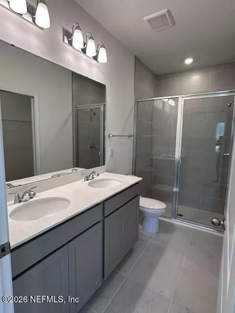 Bath - 127 Camphor Laurel Rd, Saint Augustine, FL 32092 photo 1 of 3