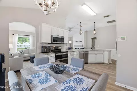 Dining - 920 Oak Arbor Cir, Saint Augustine, FL 32084 photo 2 of 2